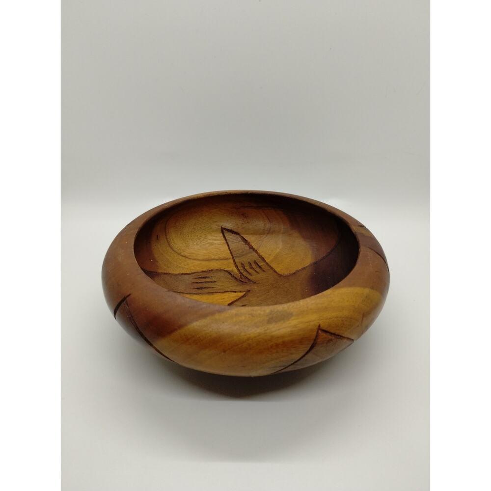 Vintage Hand Carved Wooden Salad Decorative Bowl 7 Inches Wide - Fish Design